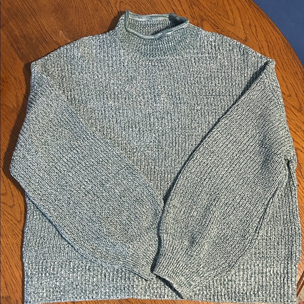 New Without Tags! Women’s 100% Cotton Green & White Roll Neck Sweater, Size L